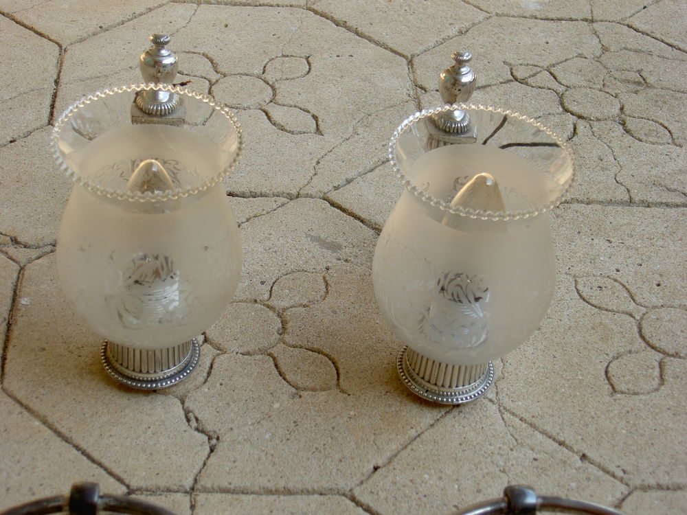 ENSEMBLE SALLE DE BAINS PORTES SERVIETTES APPLIQUES ET GLACE Décoration