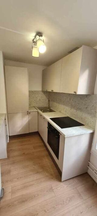  Appartement à louer 2 pièces 57 m²