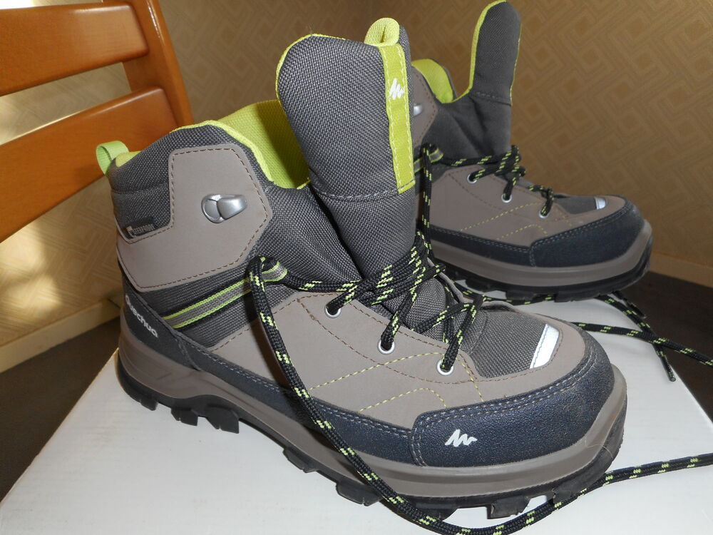 Chaussures de randonn&eacute;e QUECHUA pointure 37 Chaussures