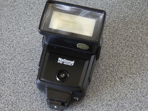 Flash NATIONAL PE - 2057 10 �pinay-sur-Seine (93)