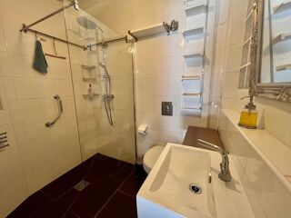  Appartement à louer 2 pièces 56 m²