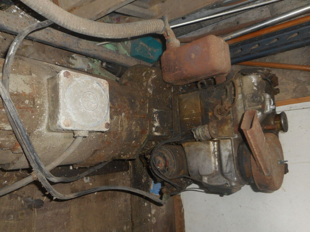  GROUPE &Eacute;LECTROG&Egrave;NE 
MOTEUR / refroidissement par air
Bricolage