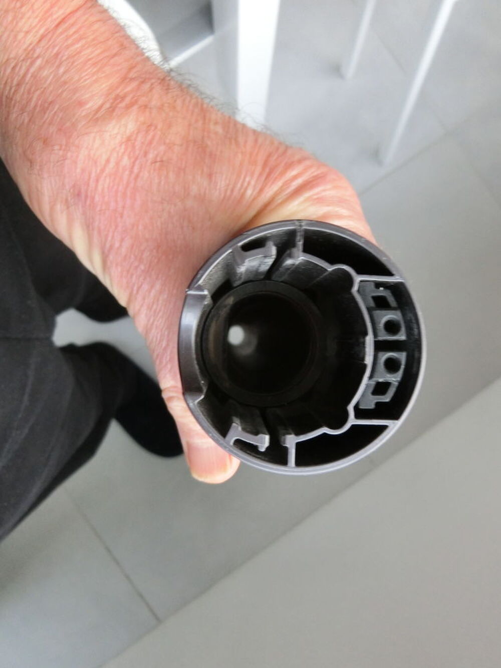 TUBE ASPIRATEUR DYSON Electroménager