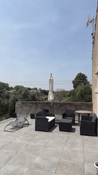  Appartement à louer 2 pièces 80 m²