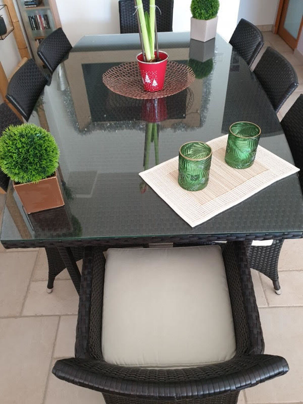 TABLE SALON TRESSE NOIR INTERIEUR / EXTERIEUR Meubles