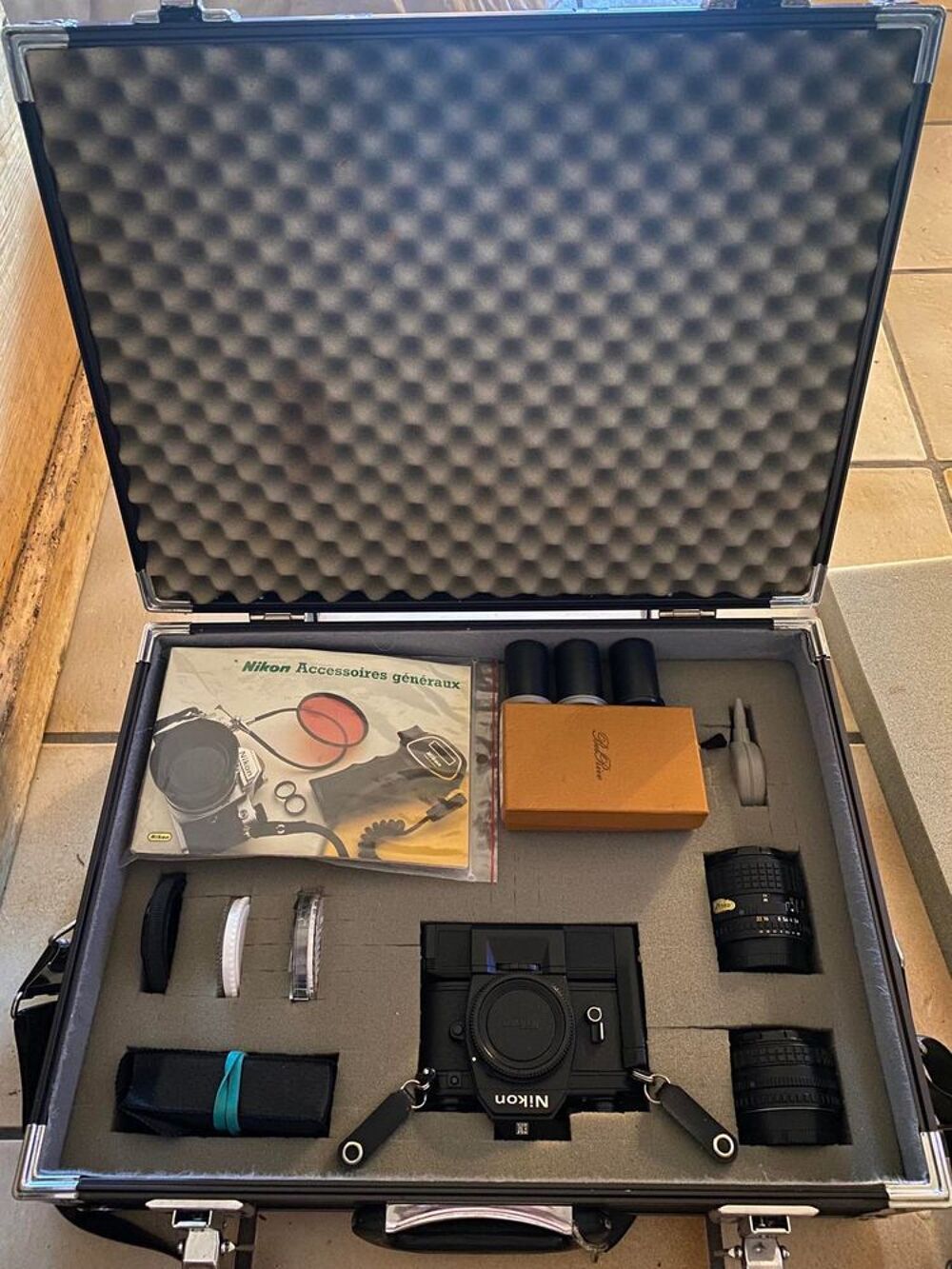 Coffret NIKON-EM Argentique VINTAGE Photos/Video/TV