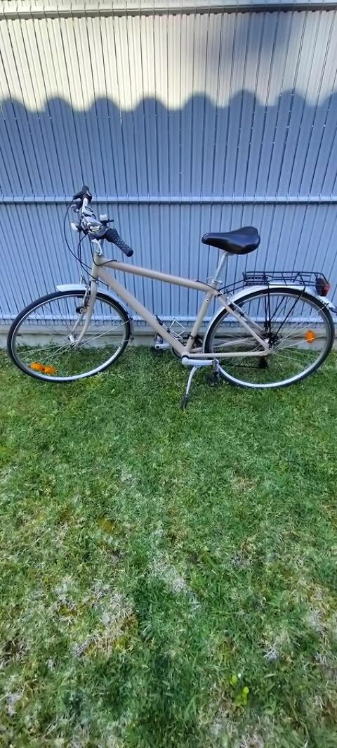 VELO Arcade homme 45 Saint-Geours-de-Maremne (40)