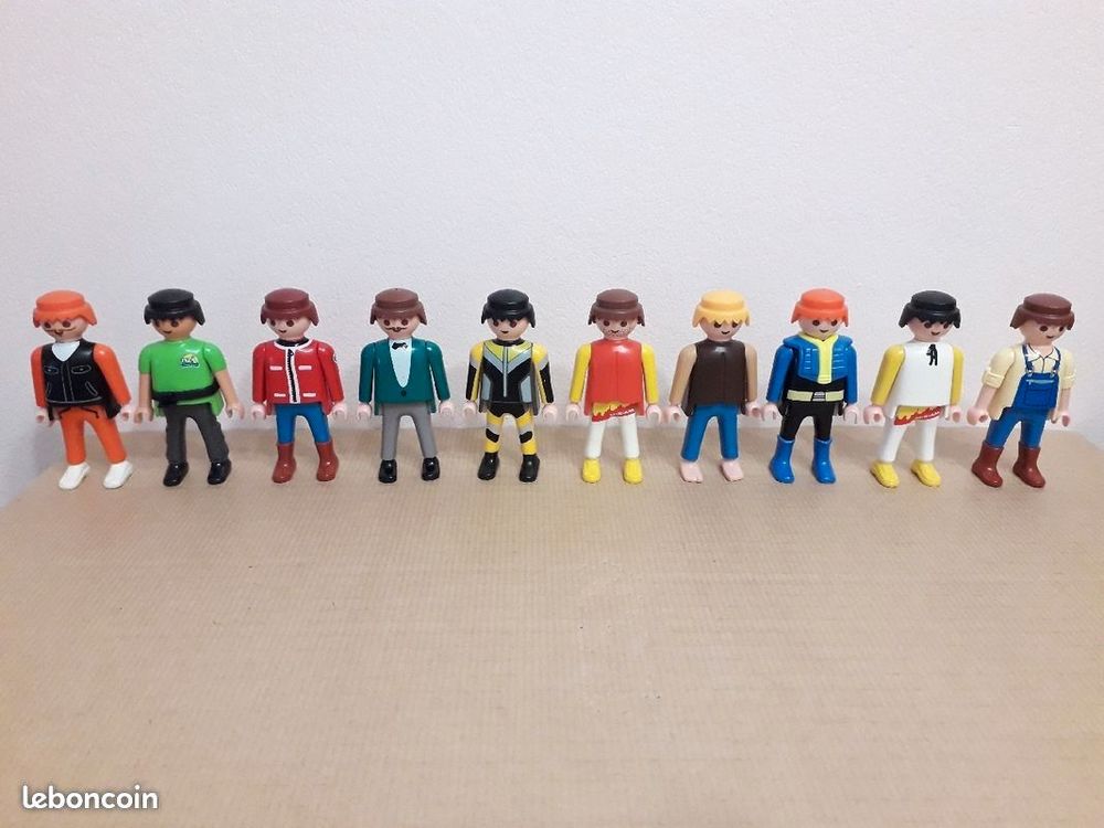 10 figurines Playmobil Jeux / jouets