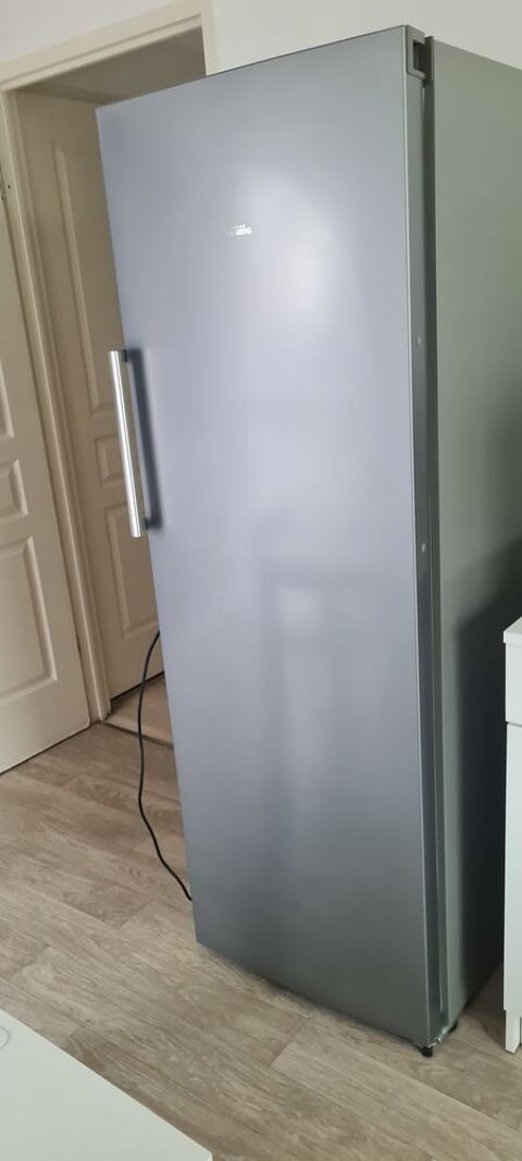 Frigidaire Armoire No Frost Metz (57)