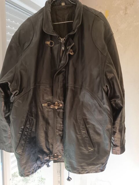 Blouson cuir noir marron � l'int�rieur  30 Boulogne-sur-Mer (62)