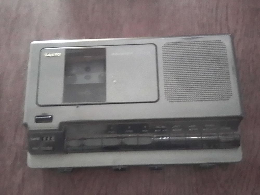 Magn&eacute;tos Sanyo Audio et hifi