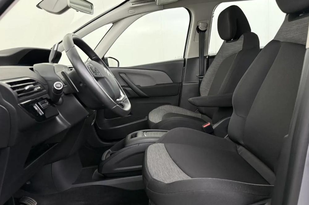 C4 Spacetourer CITROEN C4 GRAND SPACETOURER 1,2L 131cv EAT8 FEEL 7 PLACES 2022 occasion 55100 Verdun