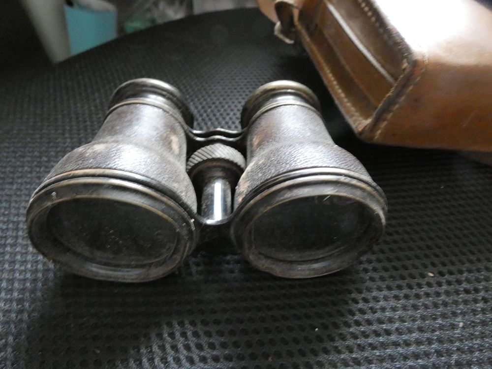 jumelles anciennes avec etui 