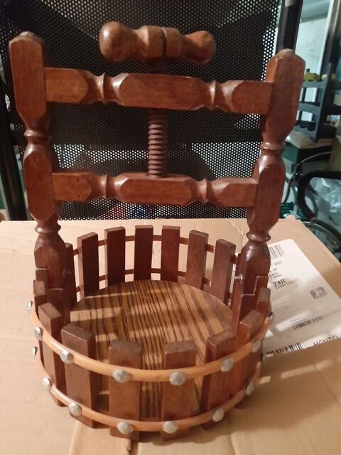 Pressoir decoratif 6 Craponne (69)