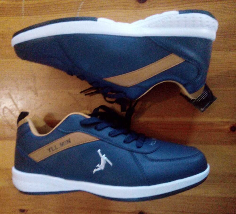 Chaussure homme confort taille 46 
Totalement neuf, jamais port&eacute;. 
Sur Amiens Rivery. 
Pas d'envoi. 
20€. 
C'est disponible. 
0780351037 Chaussures