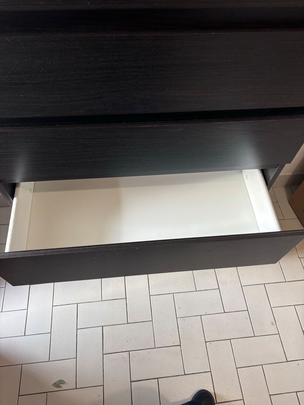 Commode 5 tiroirs - Tr&egrave;s bon &eacute;tat, sans rayures Meubles