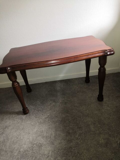petite table basse meurisier 15 Hayange (57)