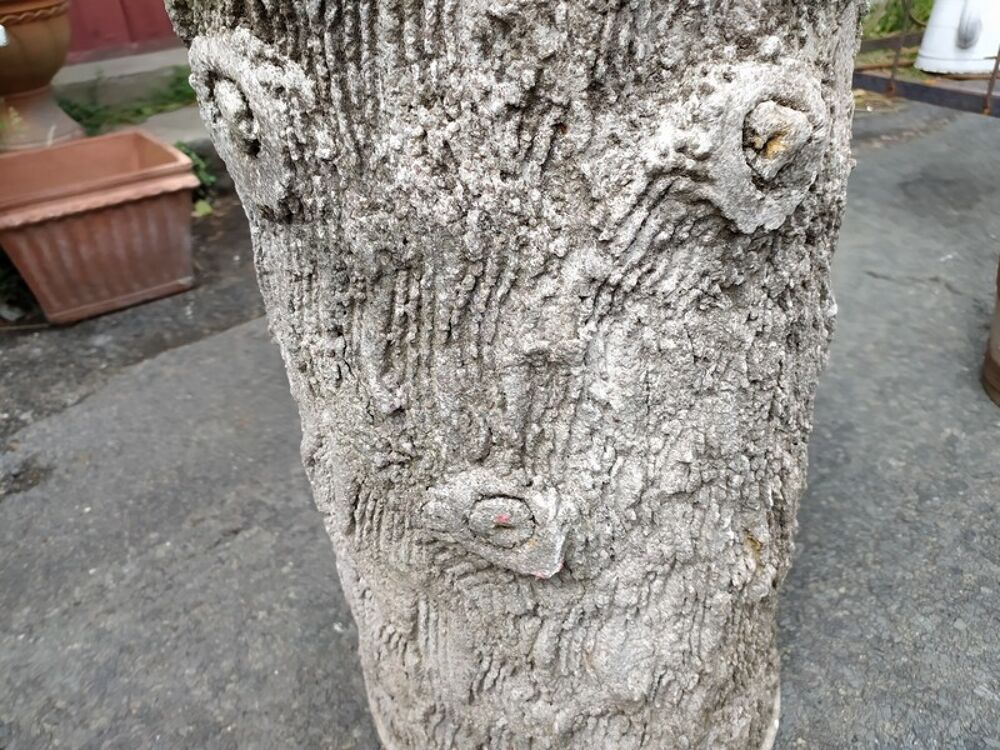 Cache Pot Jardin Tronc d'Arbre B&eacute;ton Jardin