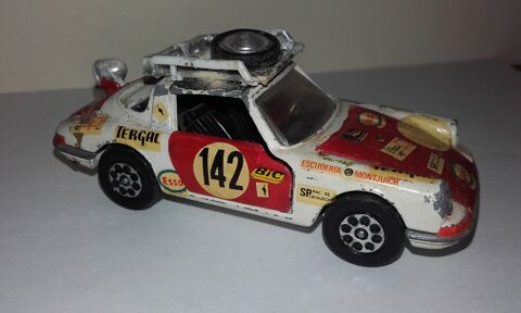 Corgi Toys - Porsche Targa 911 S 22 Angers (49)