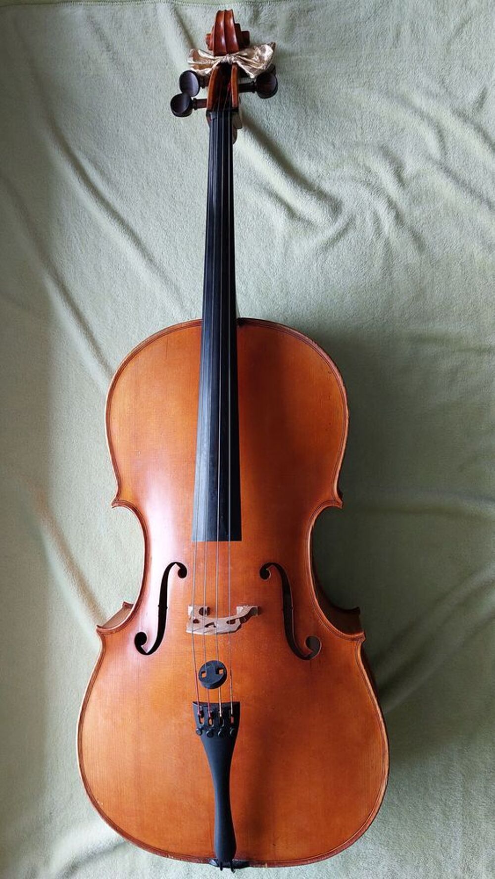 Violoncelle allemand 4x4 - Eugen G&auml;rtner 1908. Instruments de musique