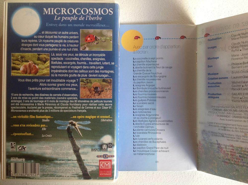 MICROCOSMOS AVEC LIVRET D'ACCOMPAGNEMENT K7 VID&Eacute;O Envoi Poss DVD et blu-ray