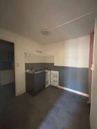  Appartement à louer 1 pièce 27 m²