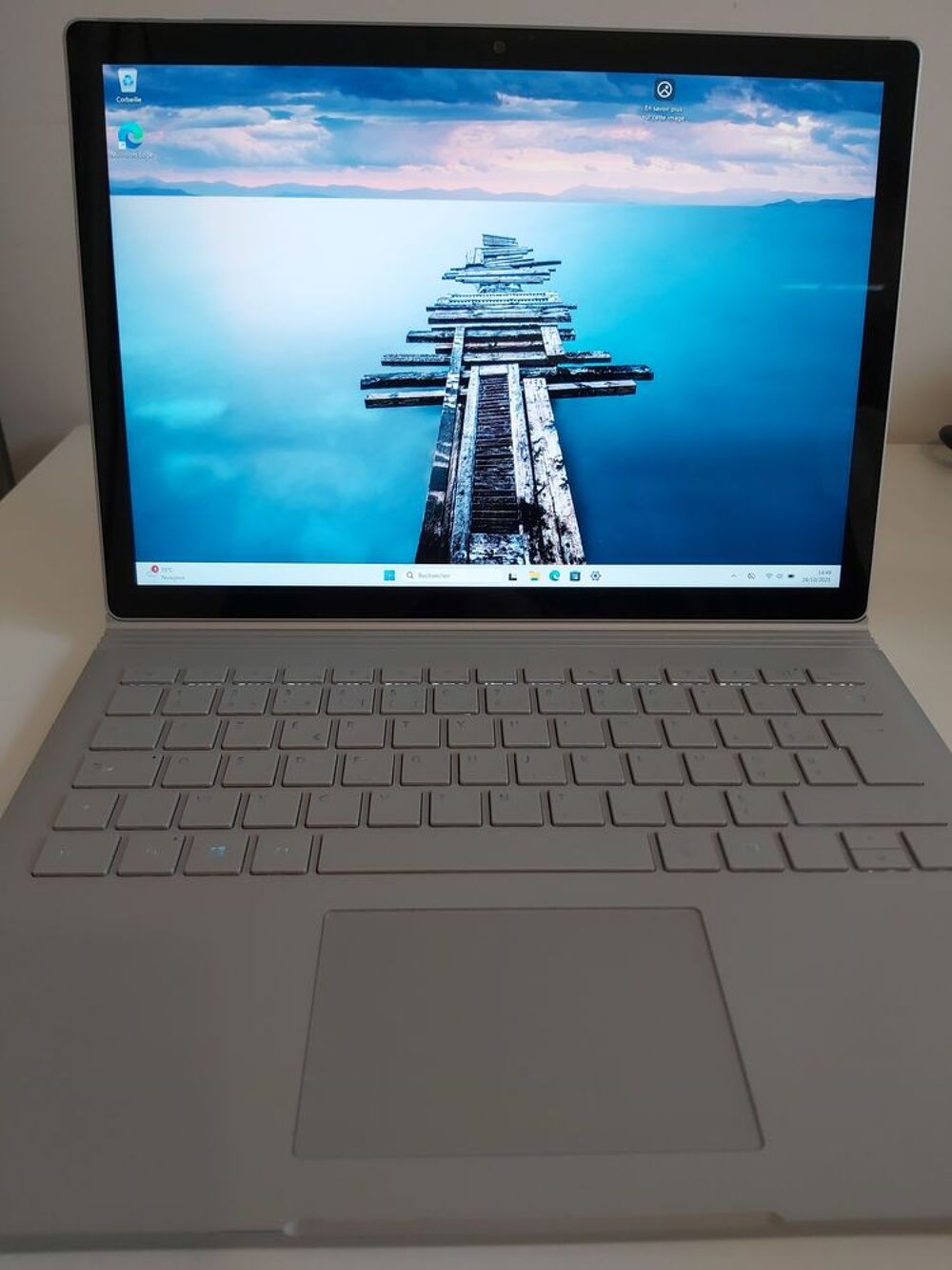 Microsoft Surface book 2 I7 8650U 256GO NVIDIA 2GO D&eacute;di&eacute;s Matériel informatique