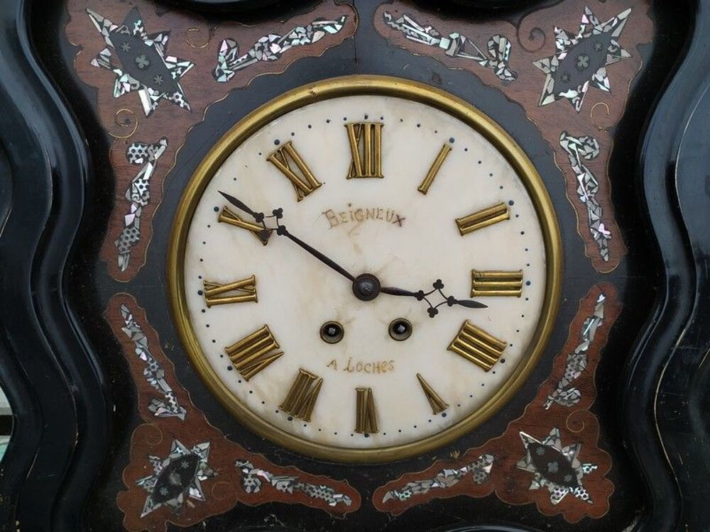Ancienne Pendule Marqueterie Nacre Napol&eacute;on III Loches 