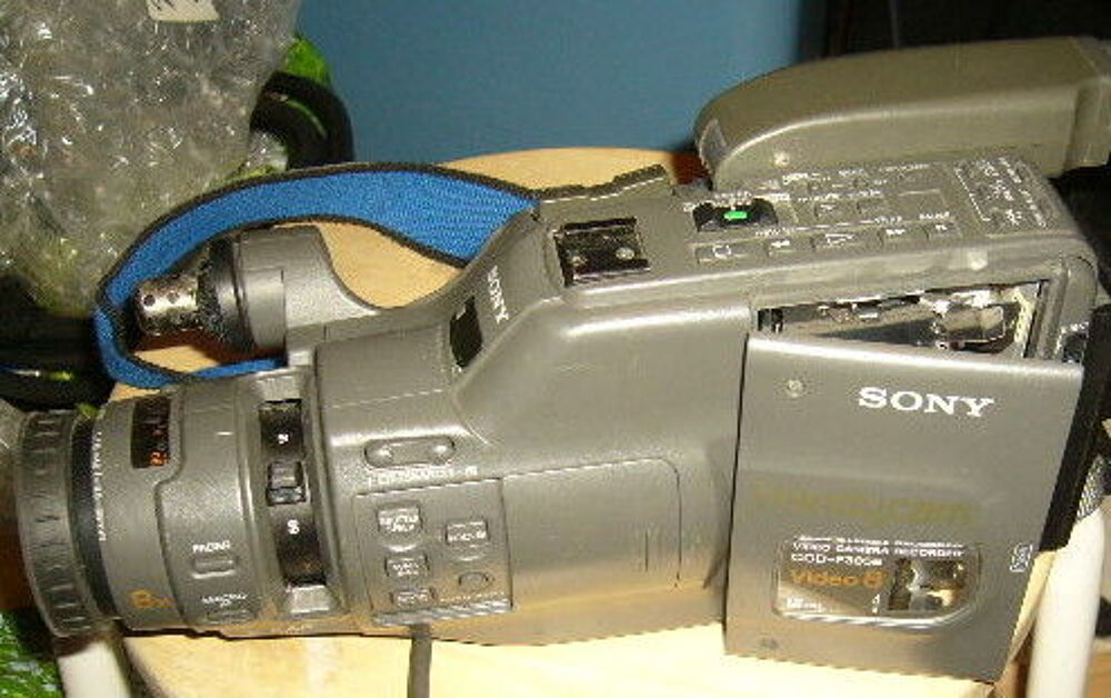 camescope 8mm video8 SONY CCD-F385 A REPARER Photos/Video/TV