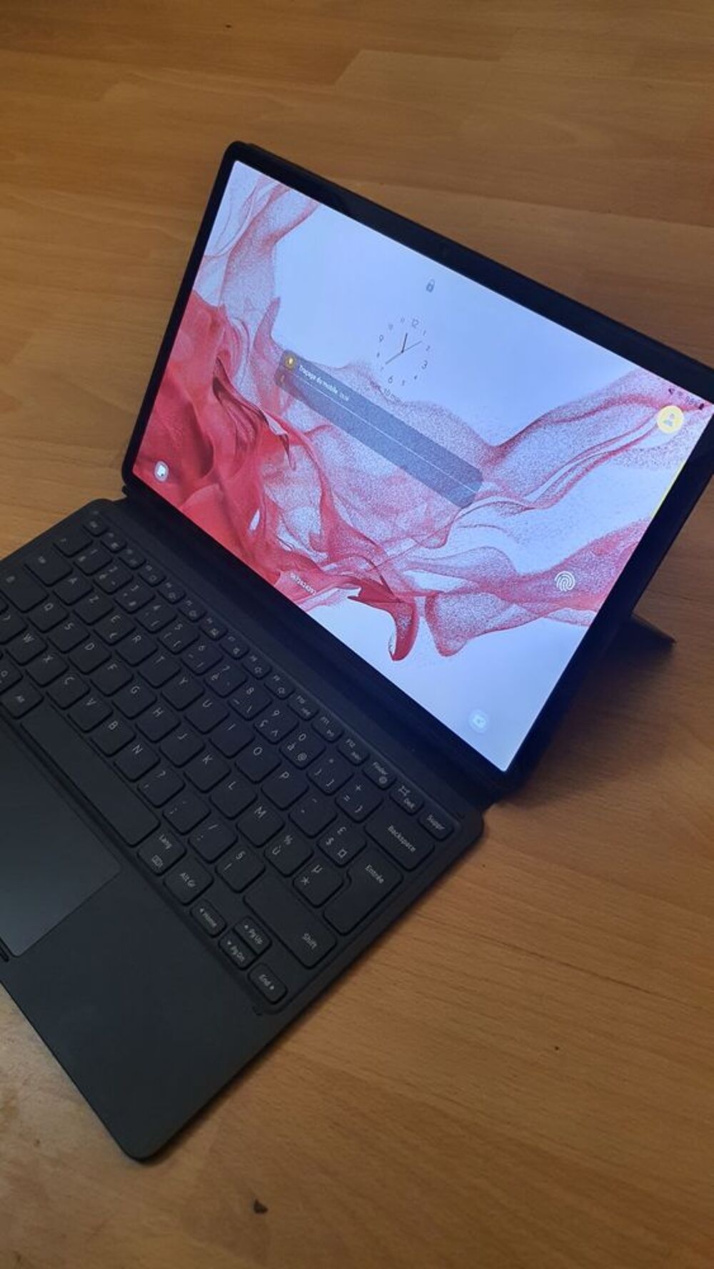 Clavier bookcover keyboard samsung galaxy tab S7+/S8+ neuf Téléphones et tablettes