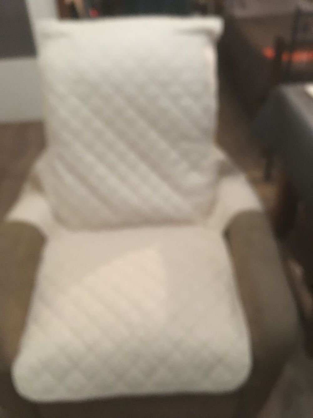 Fauteuil relax avec t&eacute;l&eacute;commande pour massage Meubles