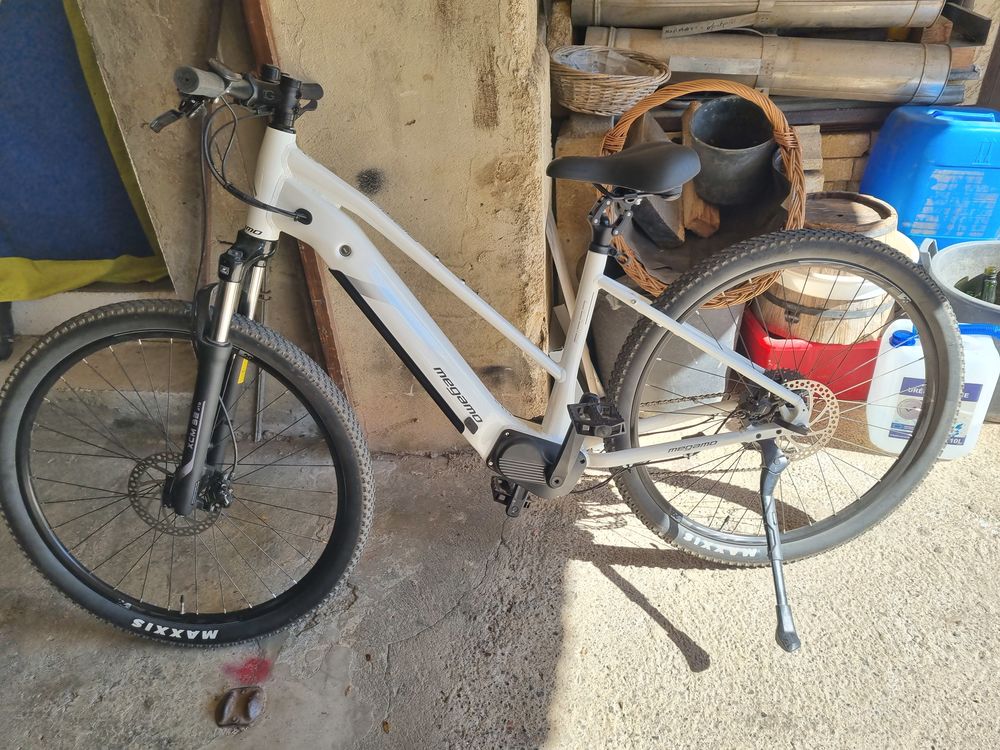 VELO ASSISTANCE ELECTRIQUE MIXTE Vélos