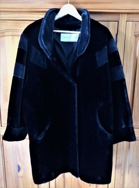 Manteau Fourrure noire (imitation) Femme 46 0 Alata (20)