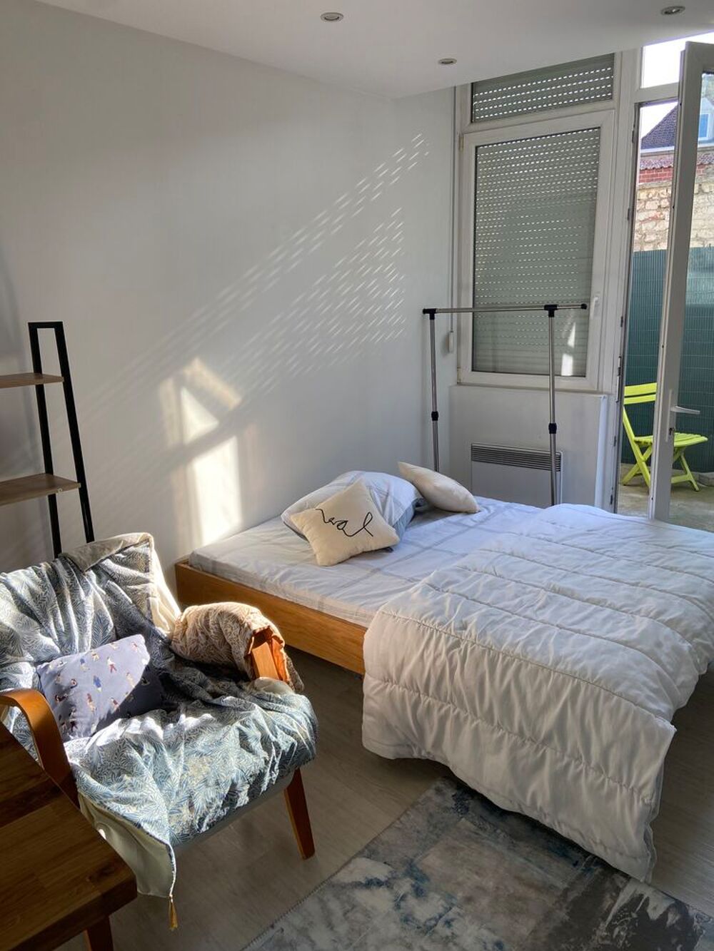 Location Chambre Grand studio RÉNOVÉ entièrement équipé avec COUR PRIVATIVE, Valenciennes