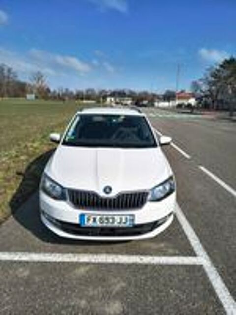 Annonce voiture Skoda Fabia 9000 