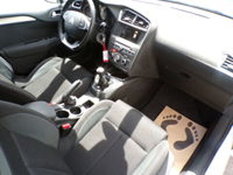 C4 BlueHDi 100 BVM Feel 2015 occasion 42300 Roanne