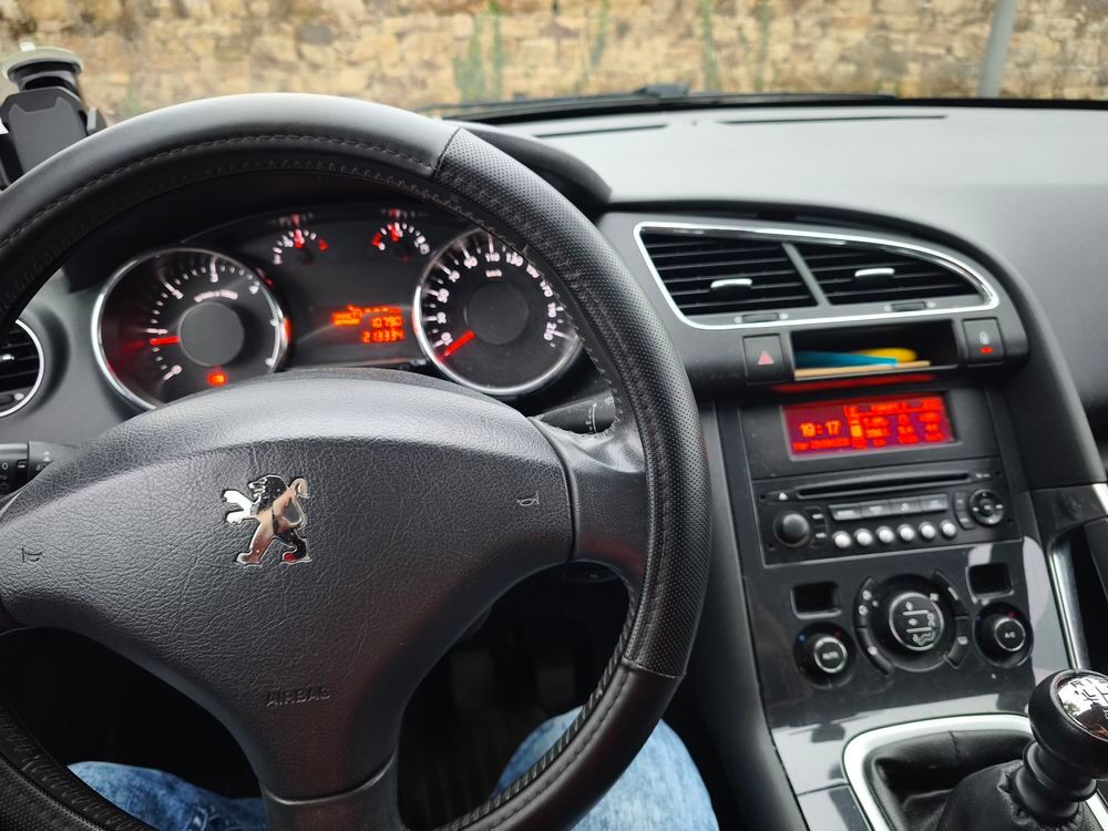 3008 1.6 HDi 16V 112ch FAP Active 2012 occasion 22300 Lannion