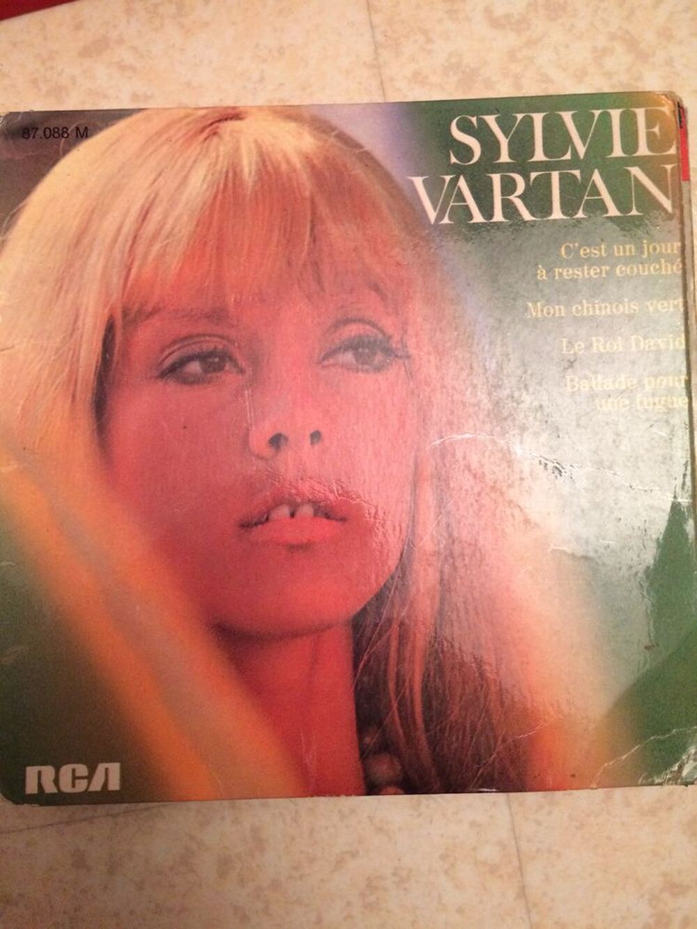 VINYLE 45T SYLVIE VARTAN TITRE LE ROI DAVID CD et vinyles