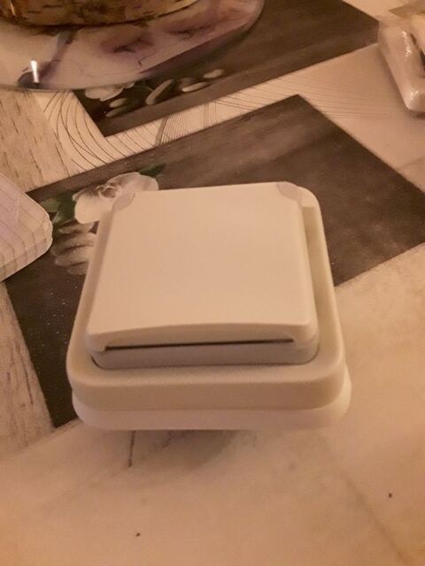 Prise de courant 5 Combs-la-Ville (77)