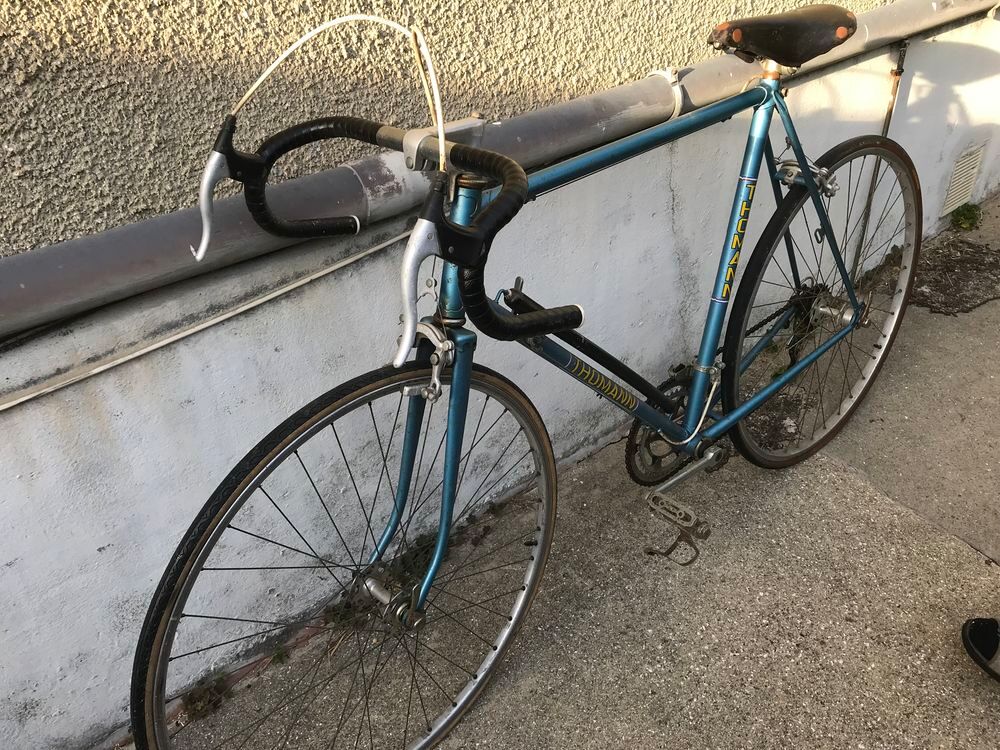 Vélo ancien motobecane roues 700 à Bost | Clasf sports