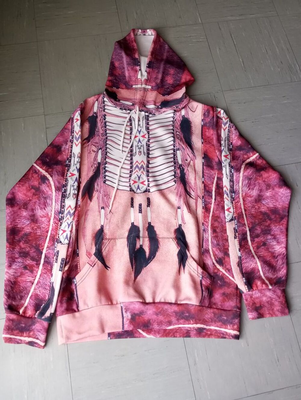sweat &agrave; capuche am&eacute;rindien Vêtements