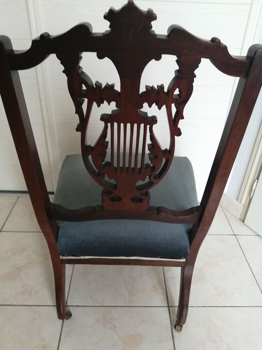 chaise basse ancienne Meubles