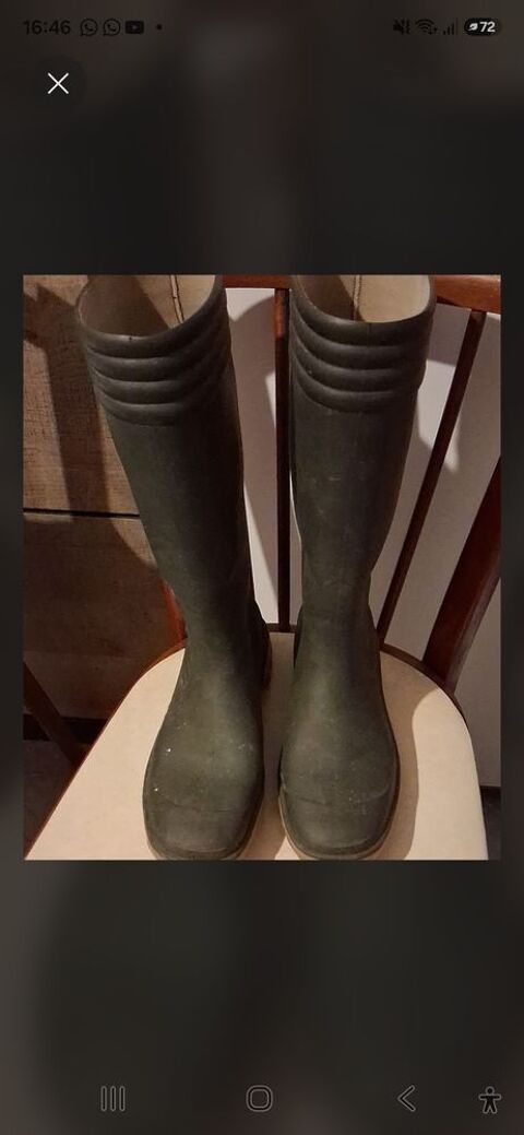 Bottes en caoutchouc de jardinier. 10euros Rochefort (17)