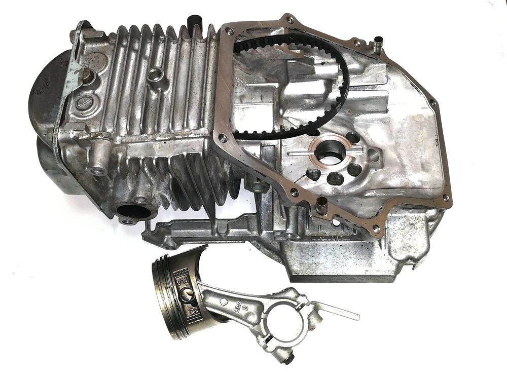 cylindre et piston tondeuse Honda GCV 135 cc Jardin