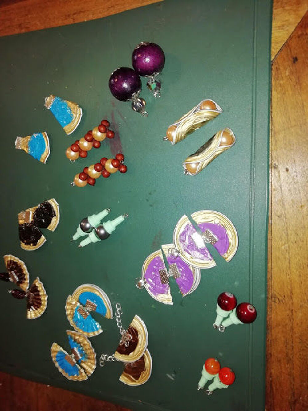 MES CREATIONS Bijoux et montres