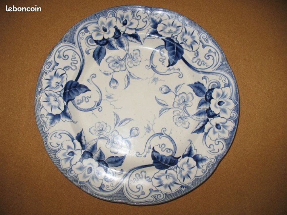 Plat rond flora en faience creil &amp; montereau Décoration