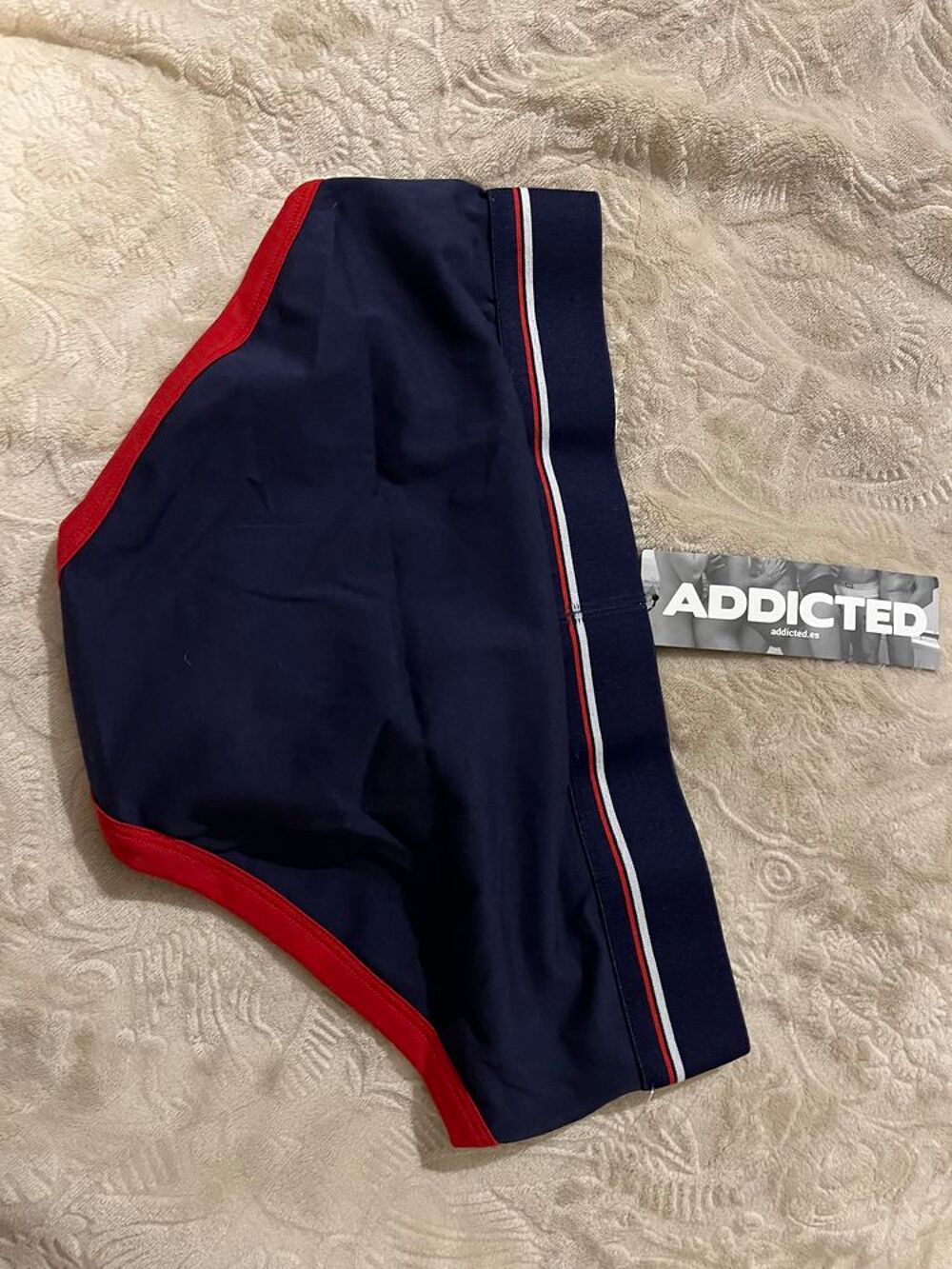 Shorty bleu marine neuf Vêtements