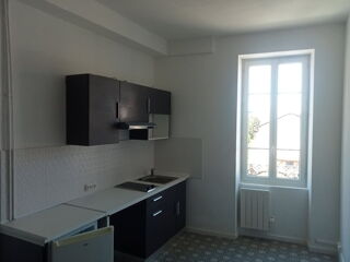  Appartement à louer 2 pièces 25 m²