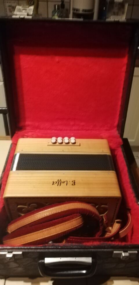 Accordon diatonique Bernard Loffet 2 rangs 3 voix 2000 Berric (56)