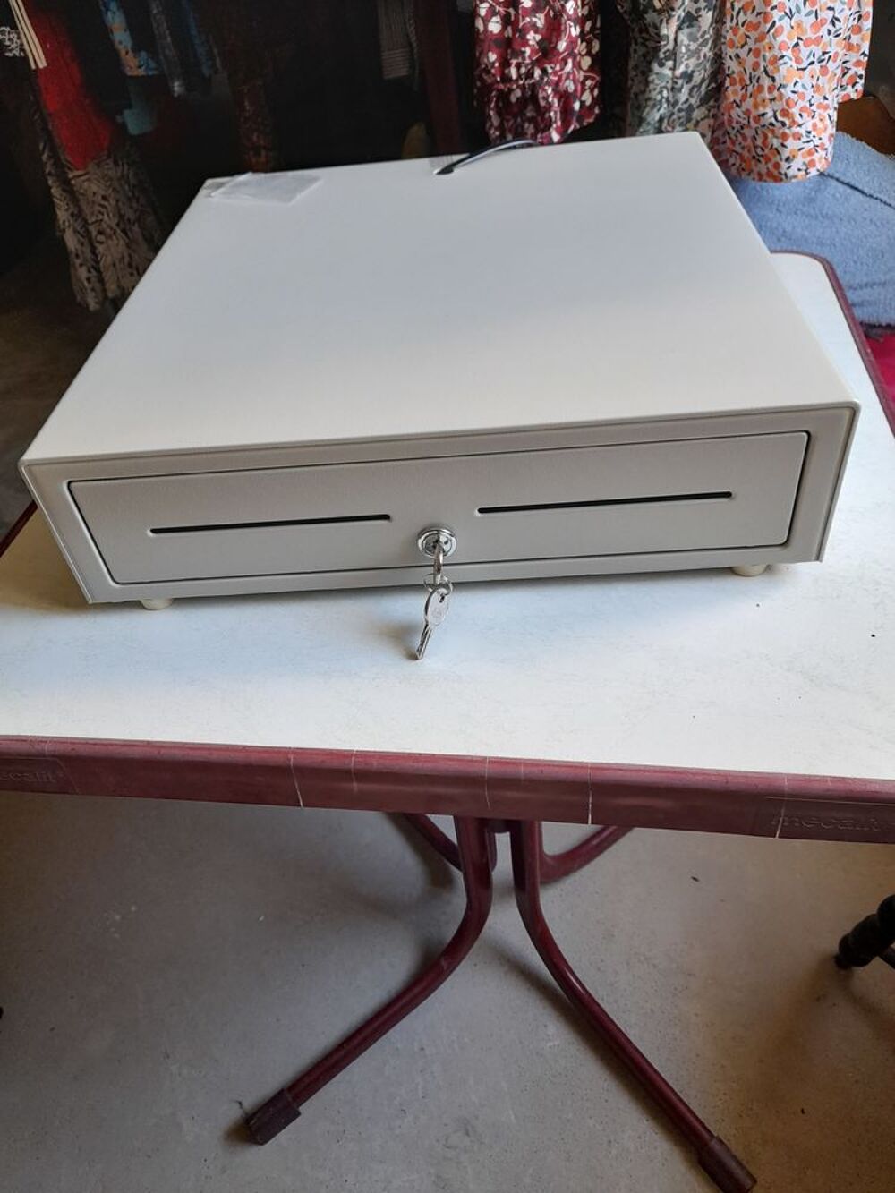 caisse enregistreuse Bricolage